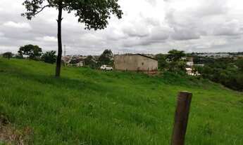 Imagem: Chácara de 22.000m2, com casa de recreio