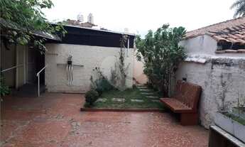 Imagem: Casa térrea com 8 quartos à venda em Parada