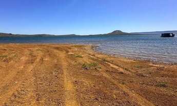 Imagem 7: Chácara beira lago, sentindo Lageado c Área privativa km 31, frente lago toda aberta