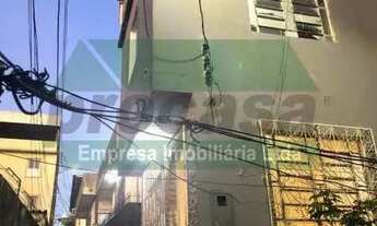 Imagem: Casa de Vila / Residencial / 3 pisos / Centro