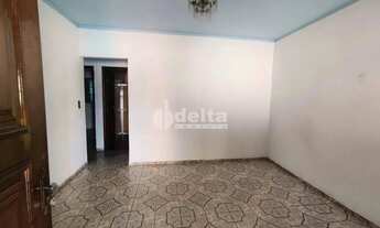 Imagem 4: Casa residencial disponível para venda no bairro Residencial Gramado em Uberlândia-MG