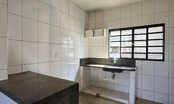 Imagem 7: Casa à Venda bairro Segismundo Pereira- 3 Quartos com Energia Solar em Funcionamento