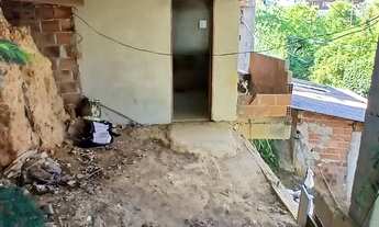 Imagem 2: VENDO TERRENO COM CASA NO CAJUEIRO CATUMBI RJ