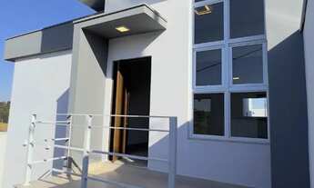 Imagem: Casa nova e moderna a venda em Varginha