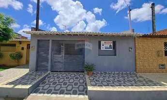 Imagem 2: CASA TRES QUARTOS COM EDICULA - EXCELENTE OPÇÃO DE ESCOLHA