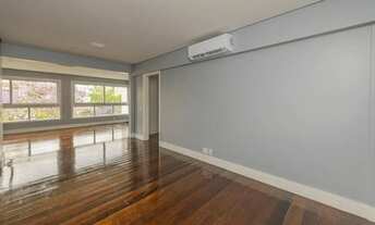 Imagem 4: Imóvel para venda tem 174 metros quadrados com 3 quartos em Rio Branco - Porto Alegre - RS