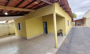 Imagem 2: Casa a venda com 3 quartos e 1 suíte em Trindade - GO