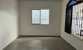 Imagem 3: GR ALUGA CASA NA SACRAMENTA - 2 QUARTOS - GARAGEM - 165M2 - OPORTUNIDADE DE NEGOCIO
