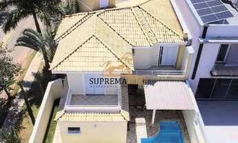 Imagem: Casa Sobrado de Esquina, 4 quartos sendo