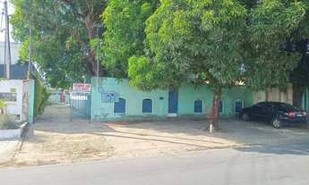 Imagem: Terreno com 4 casas Excelente oportunidade!