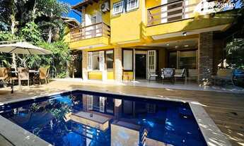 Imagem 3: Casa Moderna com 4 Suítes e Espaço Gourmet a 170 m da praia!