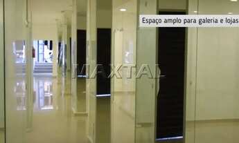 Imagem 7: Loja para alugar no Centro de São Paulo com 240m² com 4 banheiros próximo ao metro da Sé