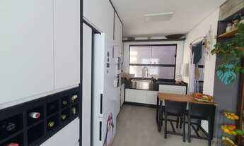 Imagem 2: LOFT INDUSTRIAL A 200m DO MAR - PRAIA DO ITAGUAÇU em São Francisco do Sul-SC