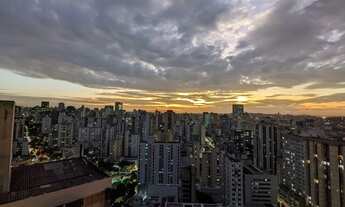 Imagem 1: Apartamento para venda tem 80 metros quadrados com 3 quartos em Centro - Belo Horizonte