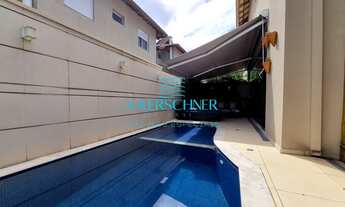 Imagem: Ótima casa em condomínio, com piscina