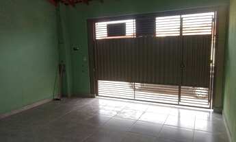 Imagem 2: Casa para venda possui 65 metros quadrados com 2 quartos em Centro - Sumaré - SP