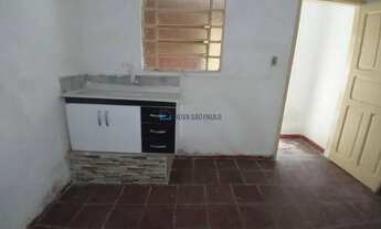 Imagem 2: Casa de 1 dormitório com vaga de garagem !
