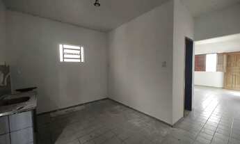 Imagem 3: Casa para venda tem 70 metros quadrados com 1 quarto em Campinas de Pirajá - Salvador - BA