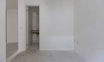 Imagem 4: Excelente Apartamento Studio com 34m² em Moema! R$ 540.000 Av. Chibarás , 75 - Ed. Ayla M