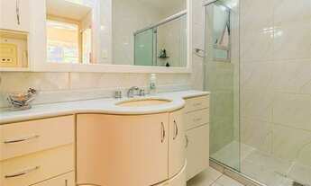 Imagem 5: Apartamento com 3 Dormitorio(s) localizado(a) no bairro Menino Deus em Porto Alegre / Re