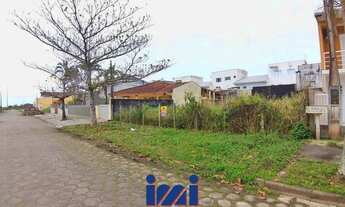 Imagem 2: Terreno na quadra do mar a venda em Praia de Leste