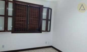 Imagem 2: Excelente casa com 06 quartos no Cavaleiros