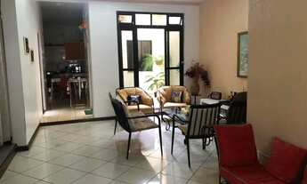 Imagem: Casa no Umarizal com 3 suítes - 254m²