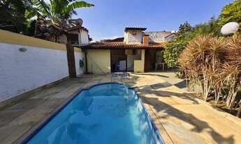 Imagem 7: Linda residência linear de 3 qaurtos com suíte ao lado do trevo de Maria Paula!