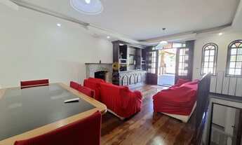 Imagem 2: Casa para Venda em Teresópolis, Fazendinha, 3 dormitórios, 1 suíte, 2 banheiros, 2 vagas