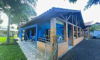 Imagem 2: Salomone vende Linda Casa com 3 dormitóros e uma suíte em Condomínio Fechado