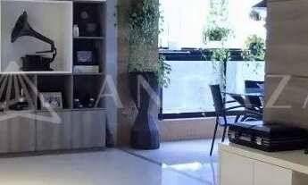 Imagem 3: Imperdível! Apartamento beira-mar à venda na Pajuçara - 3 suítes + gabinete e 3 vagas solt