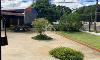 Imagem 4: ESPAÇO DE FESTAS COM CARTEIRA DE CLIENTES