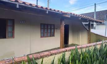 Imagem 2: Casa no centro da Barra do Sul