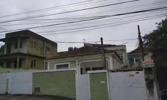 Imagem: Sobrado com 2 quartos em Mutuá - São Gonçalo