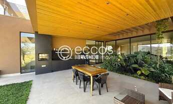 Imagem: Casa em condomínio para aluguel, 5 quartos