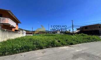 Imagem: Terreno a venda no bairro Estufa 2 em Ubatuba-SP