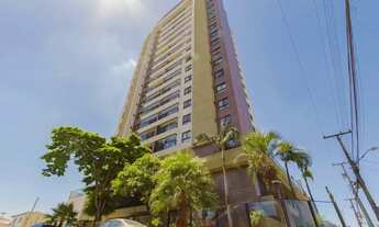 Imagem 3: Apartamento com sacada a venda no Novo Mundo , 2 quartos, 2 banheiros sendo uma suíte