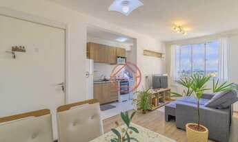 Imagem 3: Apartamento / 2 Dormitórios / 1 Vaga / Jardim Itú Sabará / Porto Alegre