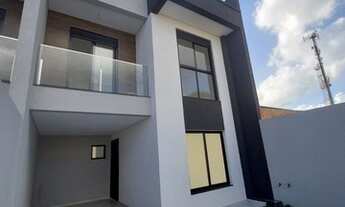 Imagem 2: Lindo Sobrado com Três Quartos sendo duas Suítes, no Bairro: Pedro Moro