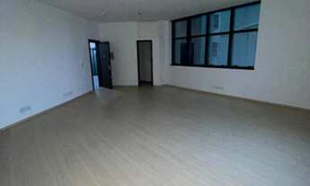 Imagem 2: BENTOALVES aluga sala aérea, c/ 51m2, no coração do bairro São Pelegrino - Caxias do Sul