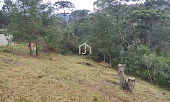 Imagem 5: Terreno à venda em Campos do Jordão. Terreno declive de 2.270 m² (53x35) com vista para a