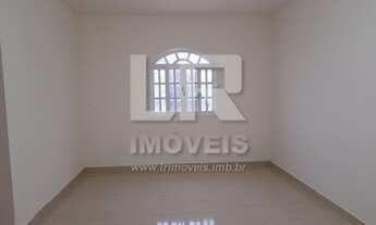 Imagem 6: Sobrado para venda possui 230 metros quadrados com 5 quartos em Iguaba Grande *S-15