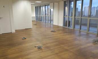 Imagem 5: Sala/Conjunto para aluguel possui 292 metros quadrados perto do Shop Morumbi