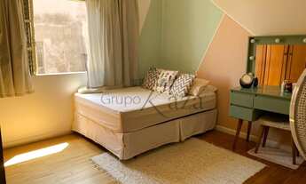 Imagem 4: Sobrado para venda tem 550 metros quadrados com 6 quartos