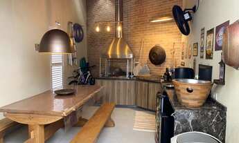 Imagem 3: CASA TÉRREA COM LINDO ESPAÇO GOURMET, 2 DORMS, EM CONDOMÍNIO NA PRAIA DE JUQUEHY