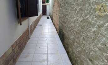 Imagem 7: Excelente casa com 06 quartos no Cavaleiros