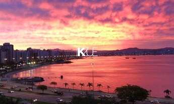 Imagem 4: Apartamento para venda tem 226 metros quadrados com 4 quartos em Agronômica - Florianópoli