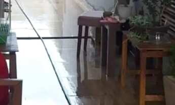 Imagem: Vendo ou troco casa em Ubá MG por casa