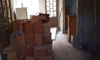 Imagem 5: Vendo em obras Casa com 1 dormitório