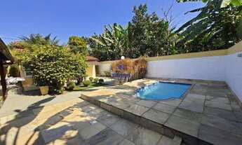 Imagem 5: Linda residência linear de 3 qaurtos com suíte ao lado do trevo de Maria Paula!